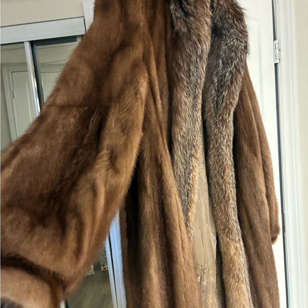 Vintage Mink (with fox collar) Full-length Brown Fur Coat - Picture 8 of 8